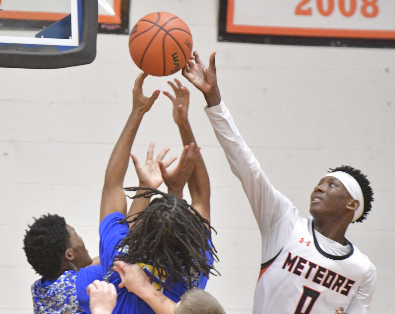 Marissa vs Lovejoy in a Class 1A boys regional basketball game